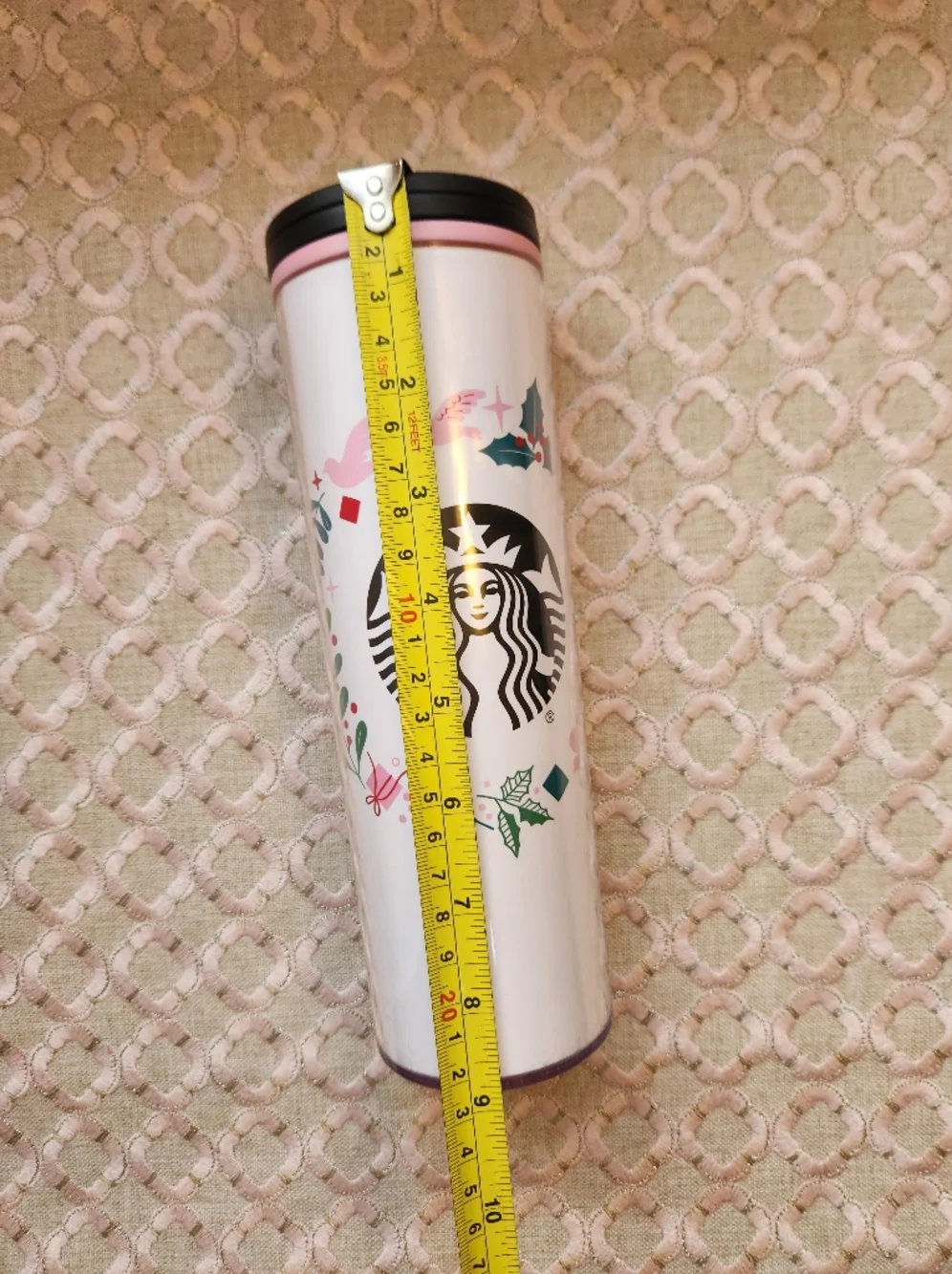 Starbucks 16 Oz 2018 Wreath and Doves Plastic Christmas Tumbler, NWT